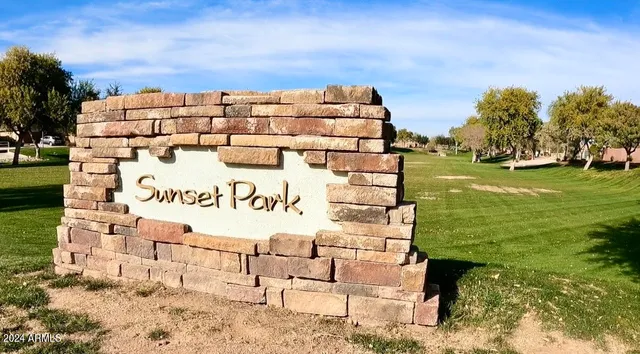 $2,050 | 27358 North 174th Lane, Surprise, AZ 85387