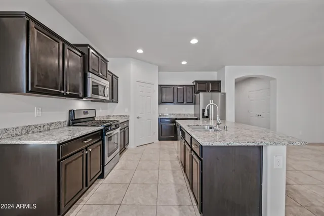 $2,050 | 27358 North 174th Lane, Surprise, AZ 85387