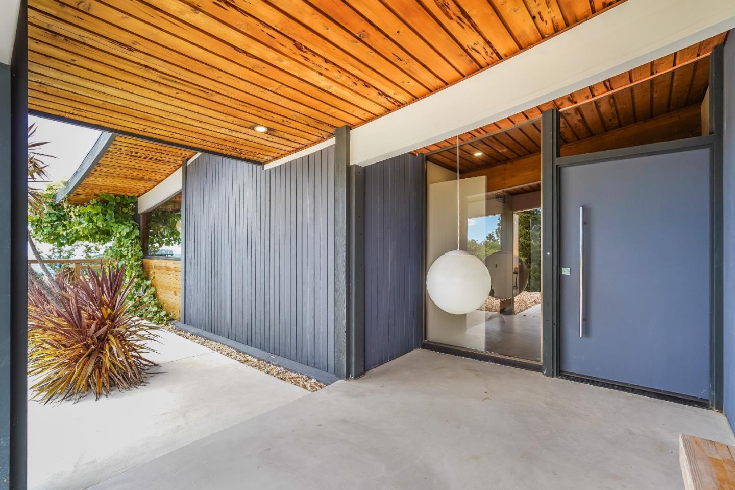 18518 Favre Ridge Road Los Gatos, CA 95033 - Photo 4 of 46 a view of a porch