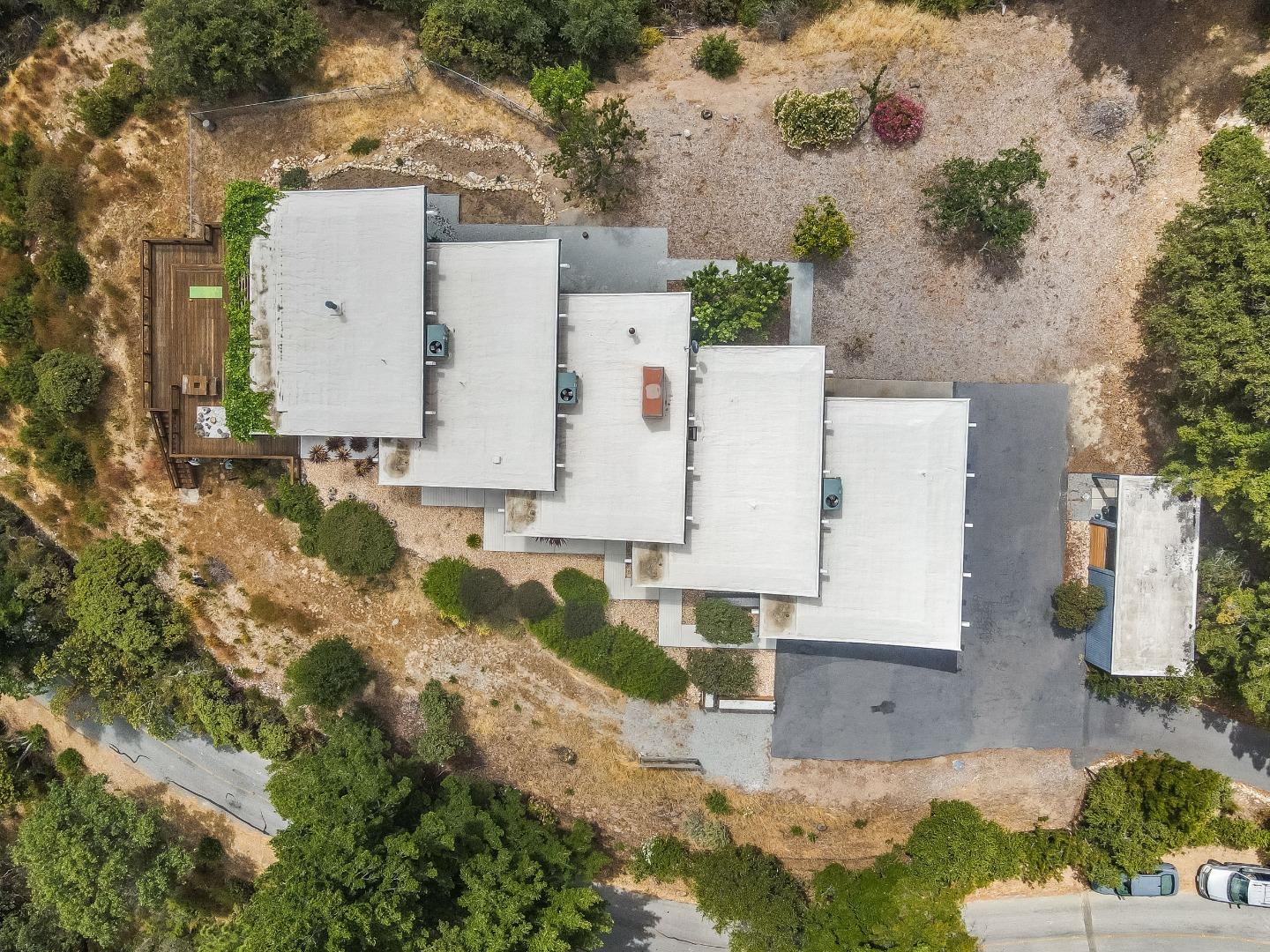 18518 Favre Ridge Road Los Gatos, CA 95033 - Photo 44 of 46 an aerial view of residential houses with outdoor space