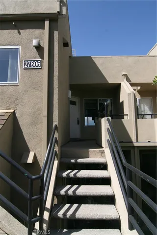 a view of an outdoor space