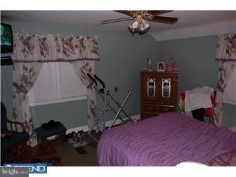 409 Pembroke Road Havertown, PA 19083 - Photo 7 of 8