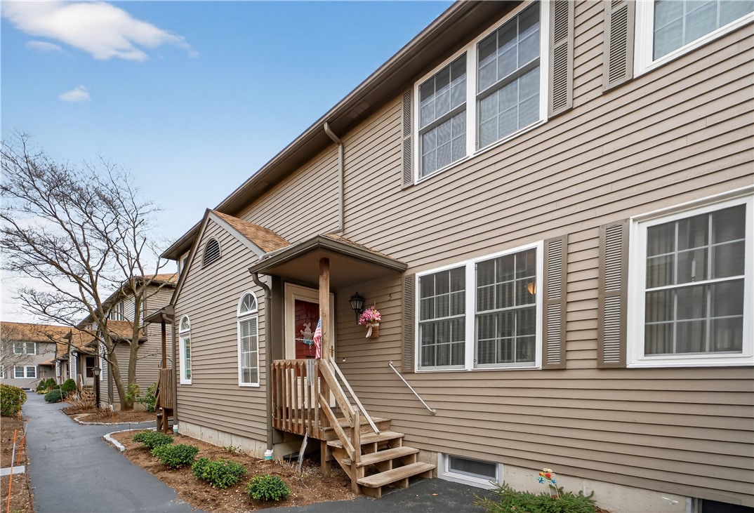 222 Killey Avenue, Unit 5 Warwick, RI 02889 - Photo 2 of 20 Front Entrance