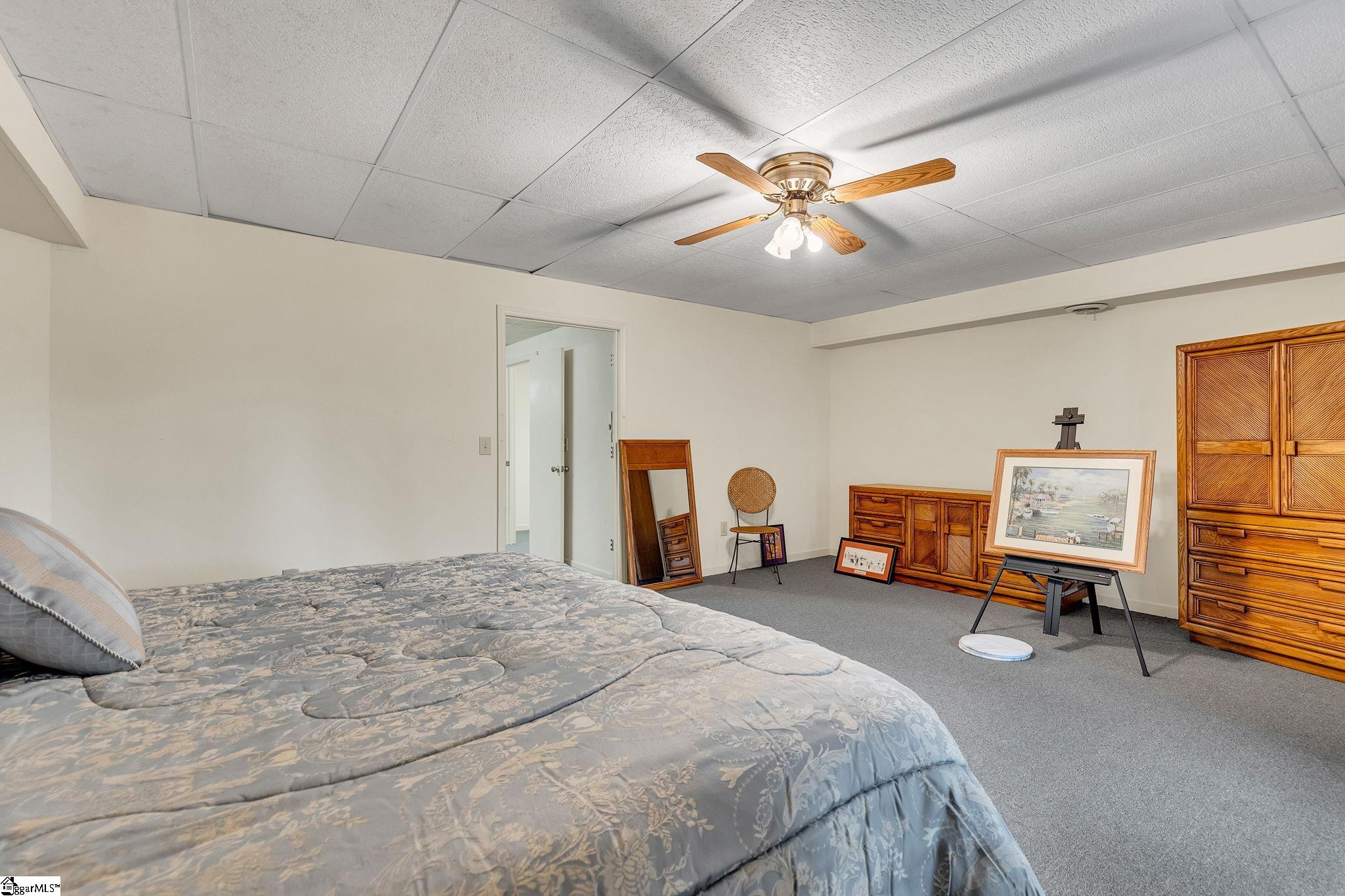 1115 D Crestview Road Easley, SC 29642 - Photo 29 of 38