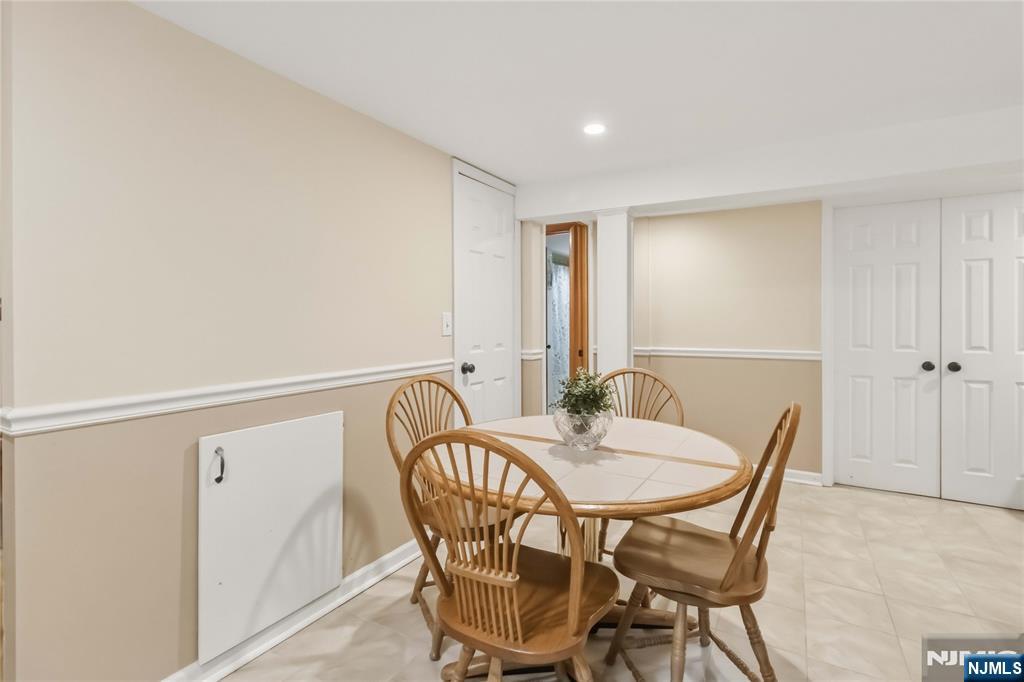 63 Valley Road Butler, NJ 07405 - Photo 23 of 33
