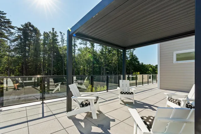$1,150,000 | 267 Highway 1, Unit 201, Falmouth, ME 04105