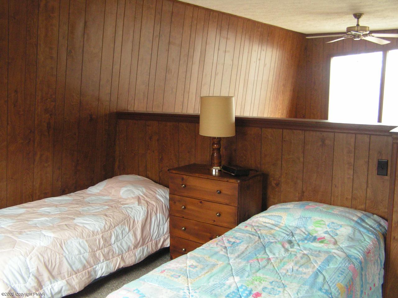 268 Doe Loop Bushkill, PA 18324 - Photo 13 of 14 Loft Bedroom
