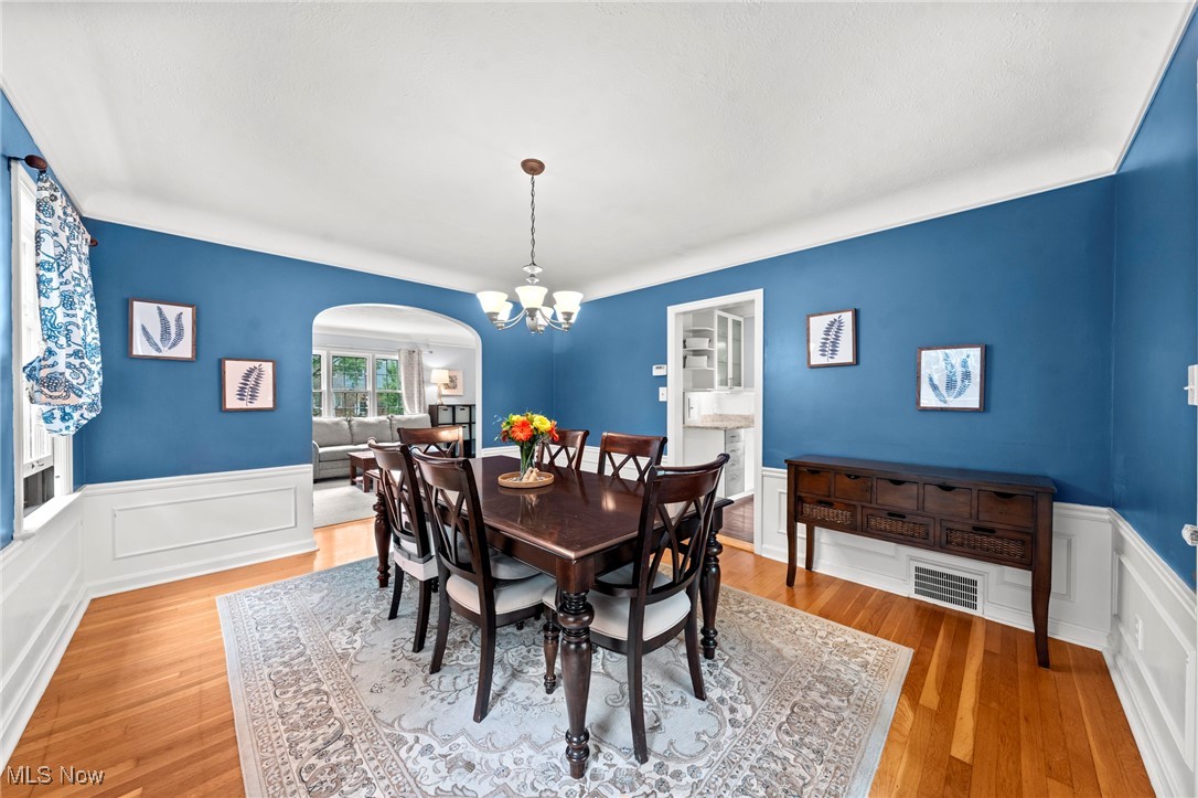 2611 Charney Road Cleveland, OH 44118 - Photo 8 of 38 Gallery Image 8