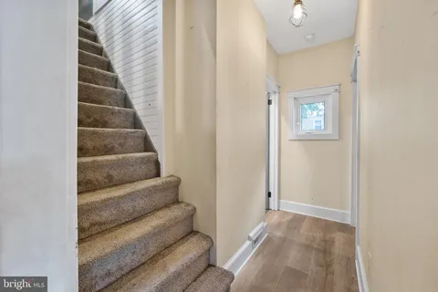 $268,000 | 11 Holcomb Lane, New Castle, DE 19720