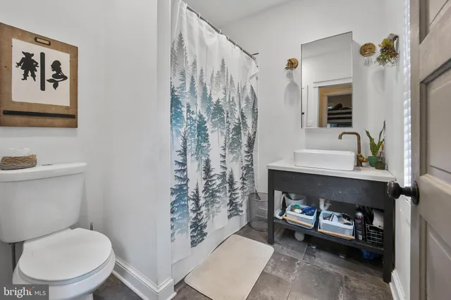 $270,000 | 11 Holcomb Lane, New Castle, DE 19720