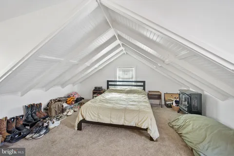 $268,000 | 11 Holcomb Lane, New Castle, DE 19720