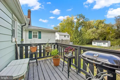 $268,000 | 11 Holcomb Lane, New Castle, DE 19720