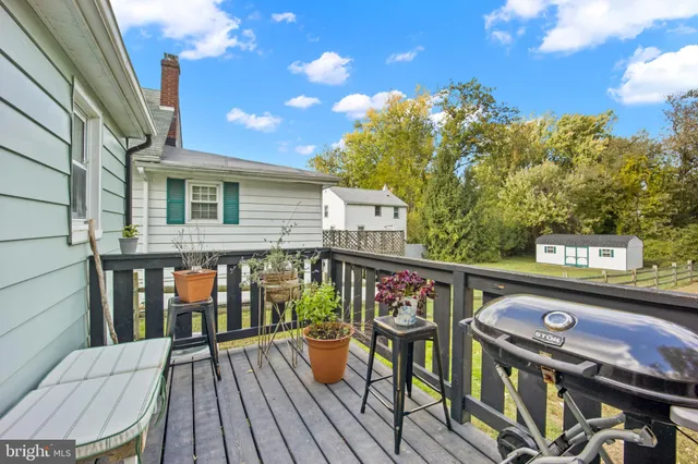 $270,000 | 11 Holcomb Lane, New Castle, DE 19720