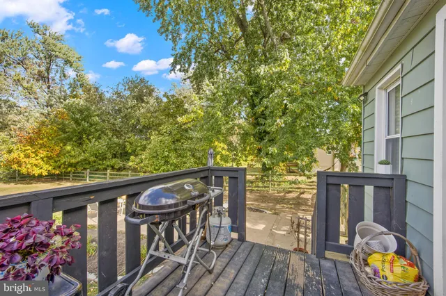 $270,000 | 11 Holcomb Lane, New Castle, DE 19720