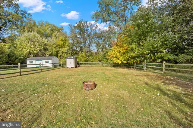 $270,000 | 11 Holcomb Lane, New Castle, DE 19720