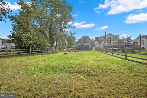 $268,000 | 11 Holcomb Lane, New Castle, DE 19720