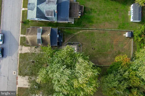 $268,000 | 11 Holcomb Lane, New Castle, DE 19720