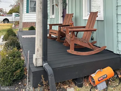 $268,000 | 11 Holcomb Lane, New Castle, DE 19720