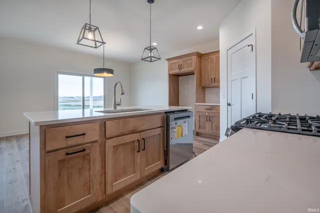 $384,900 | 5599 Broad Fields Cove, Fort Wayne, IN 46818