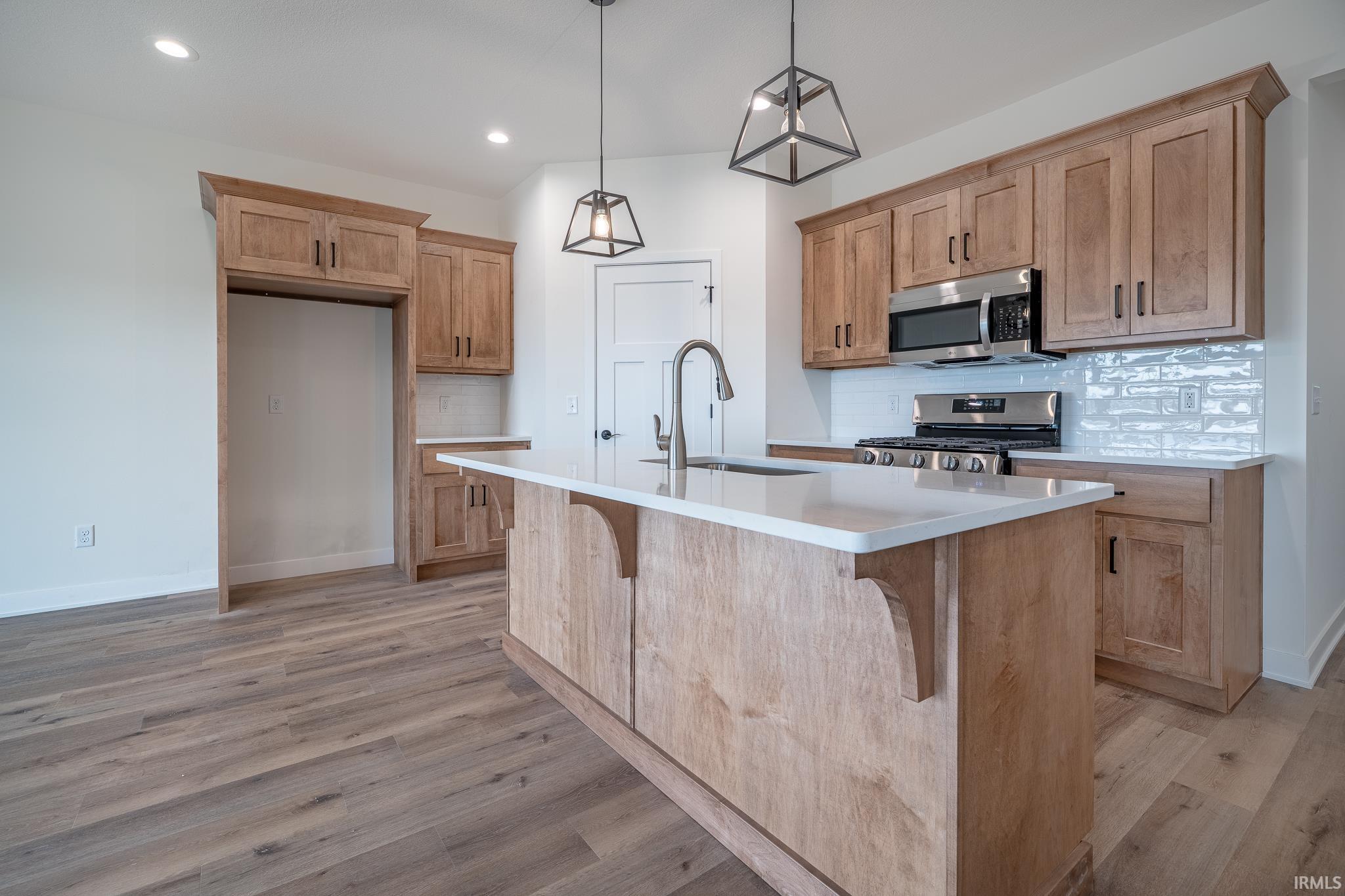 5599 Broad Fields Cove Fort Wayne, IN 46818 - Photo 6 of 36