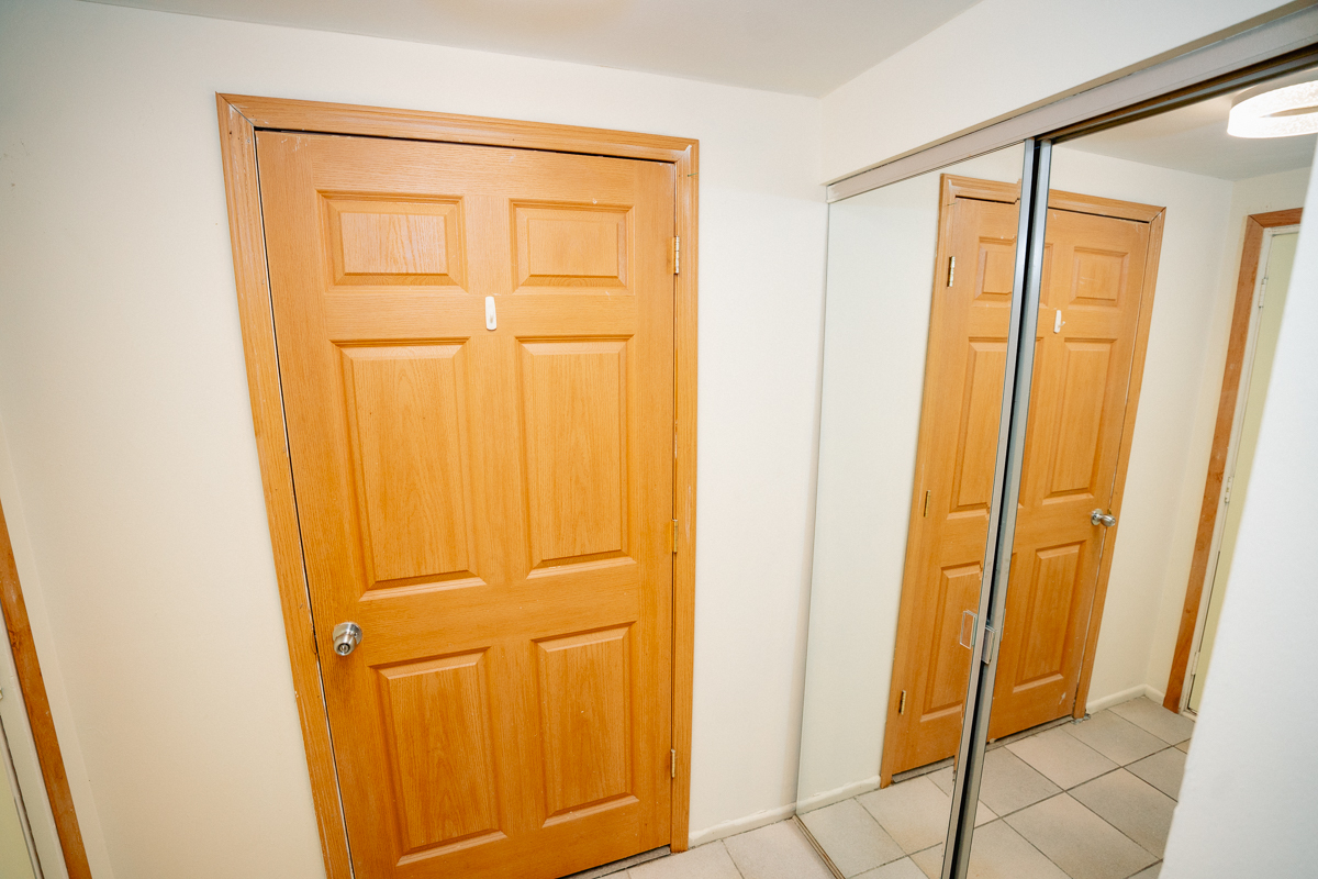 1221 Cedarwood Drive, Unit F Crest Hill, IL 60403 - Photo 33 of 35