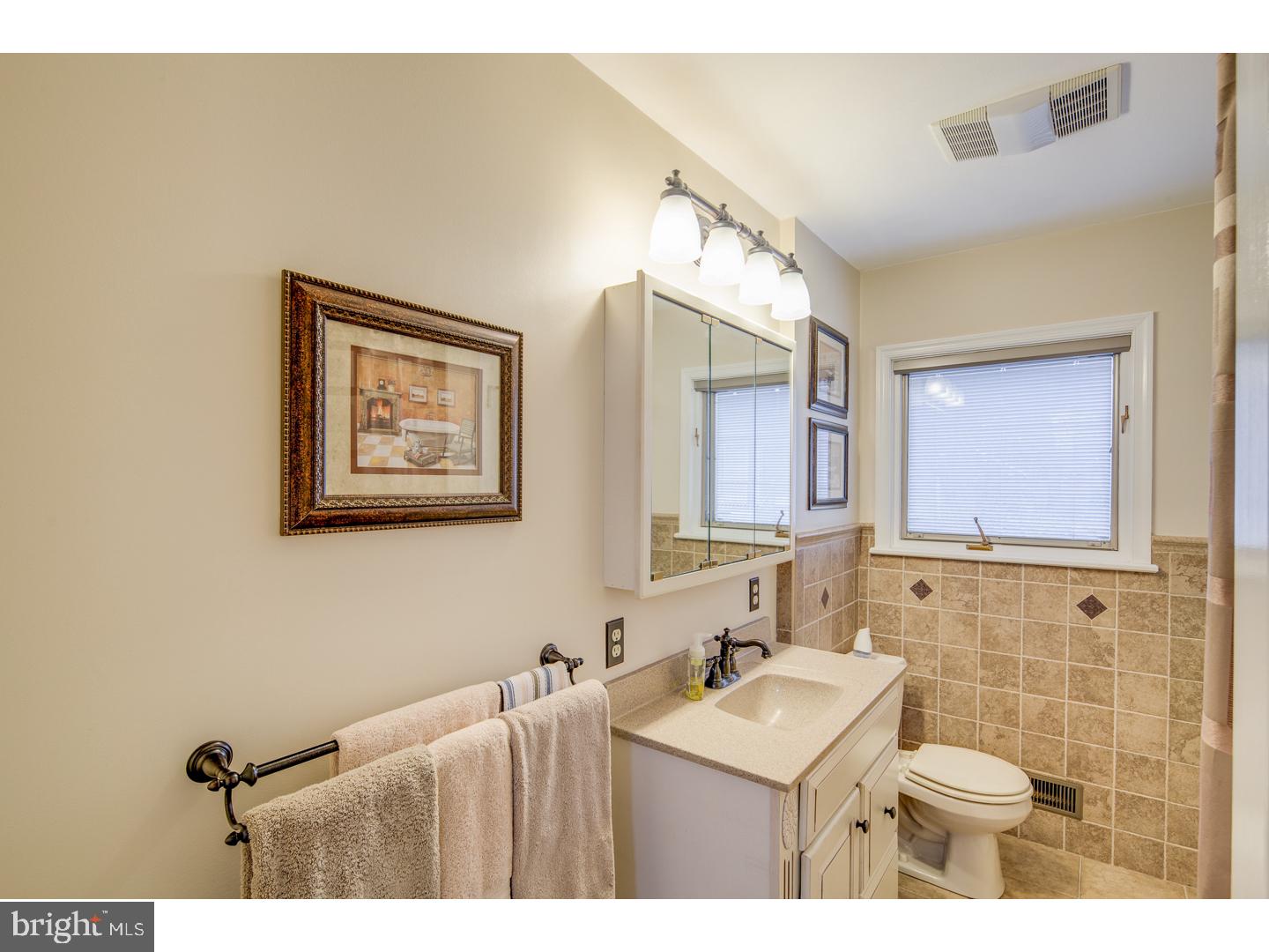 207 Sharrowvale Road Cherry Hill, NJ 08034 - Photo 13 of 25