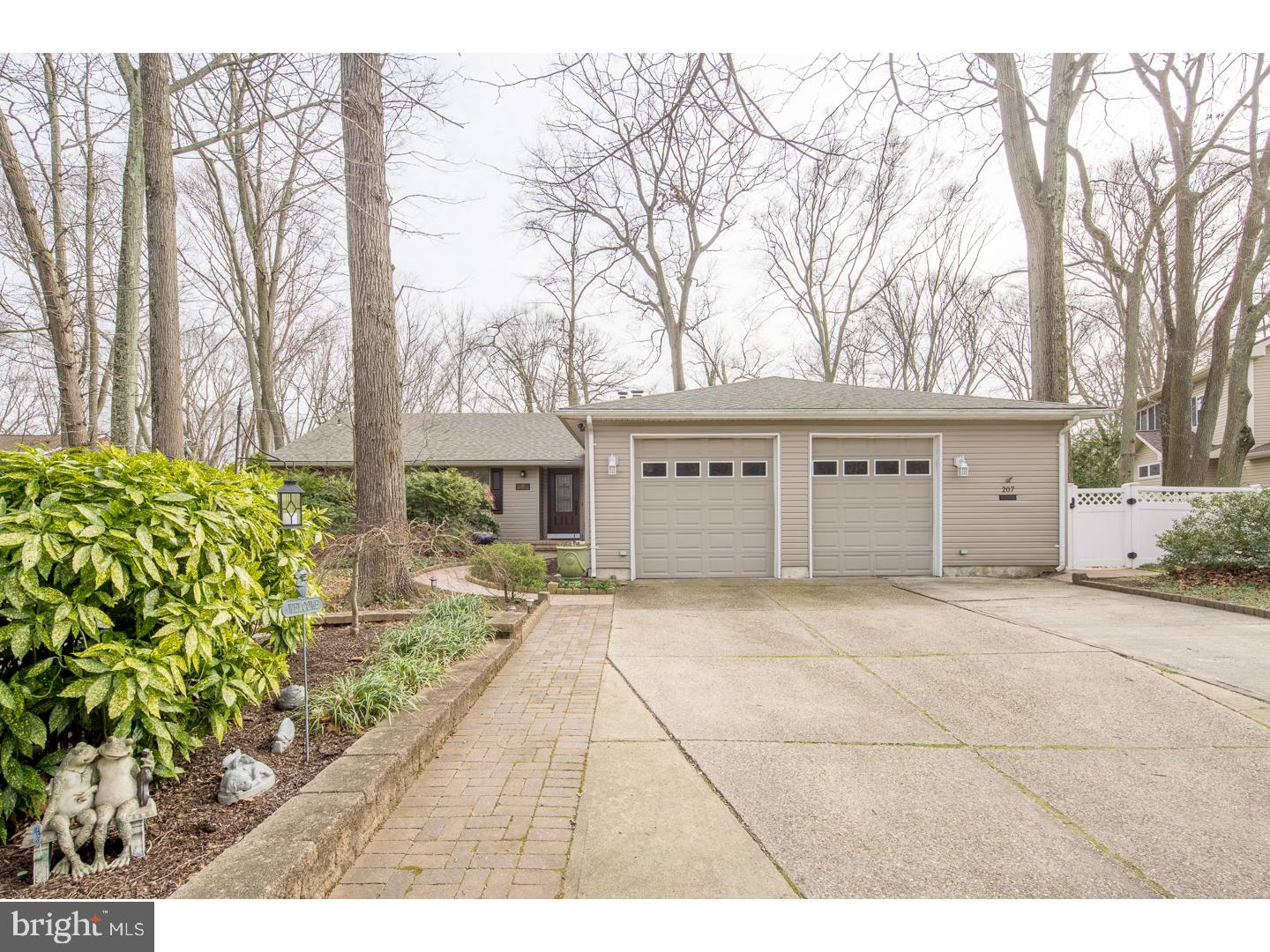 207 Sharrowvale Road Cherry Hill, NJ 08034 - Photo 2 of 25