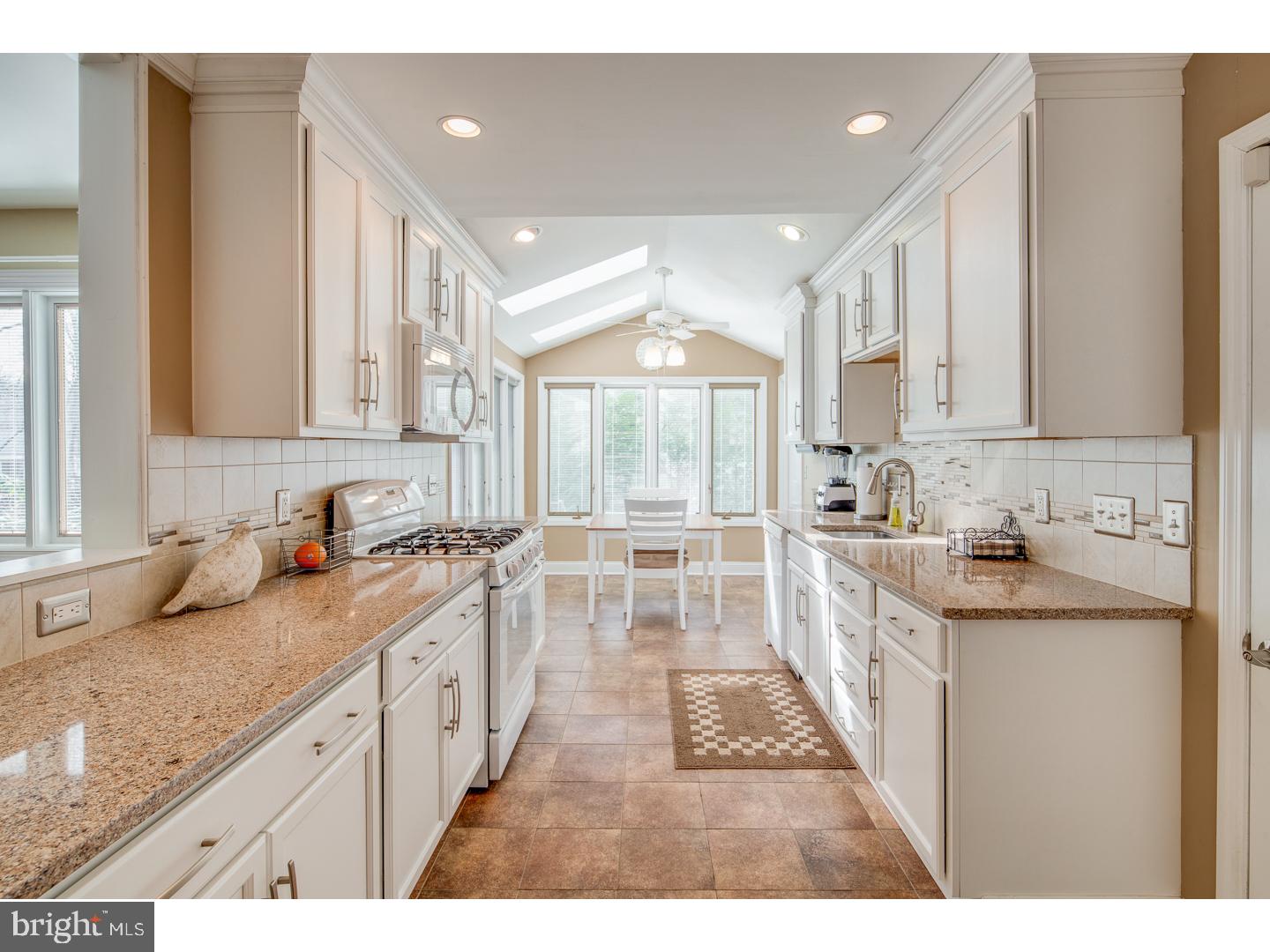 207 Sharrowvale Road Cherry Hill, NJ 08034 - Photo 5 of 25