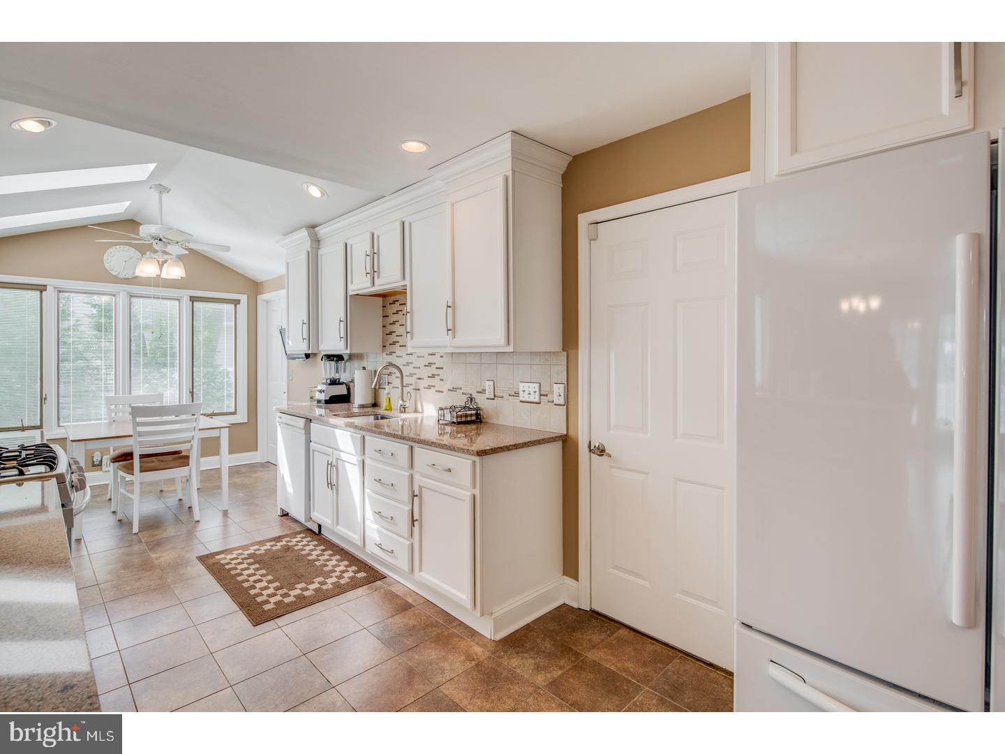 207 Sharrowvale Road Cherry Hill, NJ 08034 - Photo 7 of 25