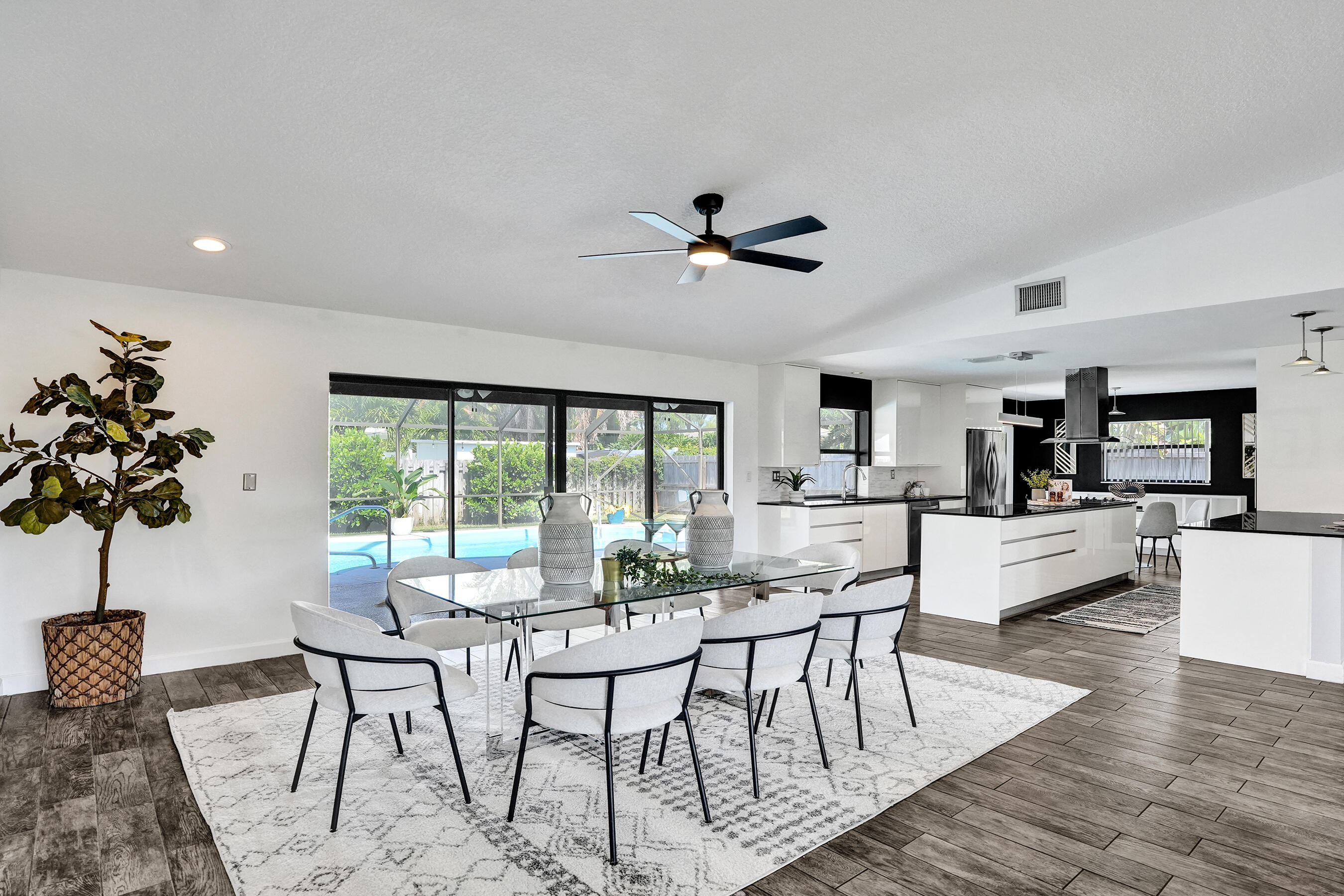 17679 Woodview Terrace Boca Raton, FL 33487 - Photo 8 of 51 DSC07855
