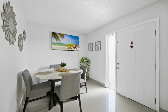 $205,000 | 3750 Northwest 115th Way, Unit 91, Coral Springs, FL 33065