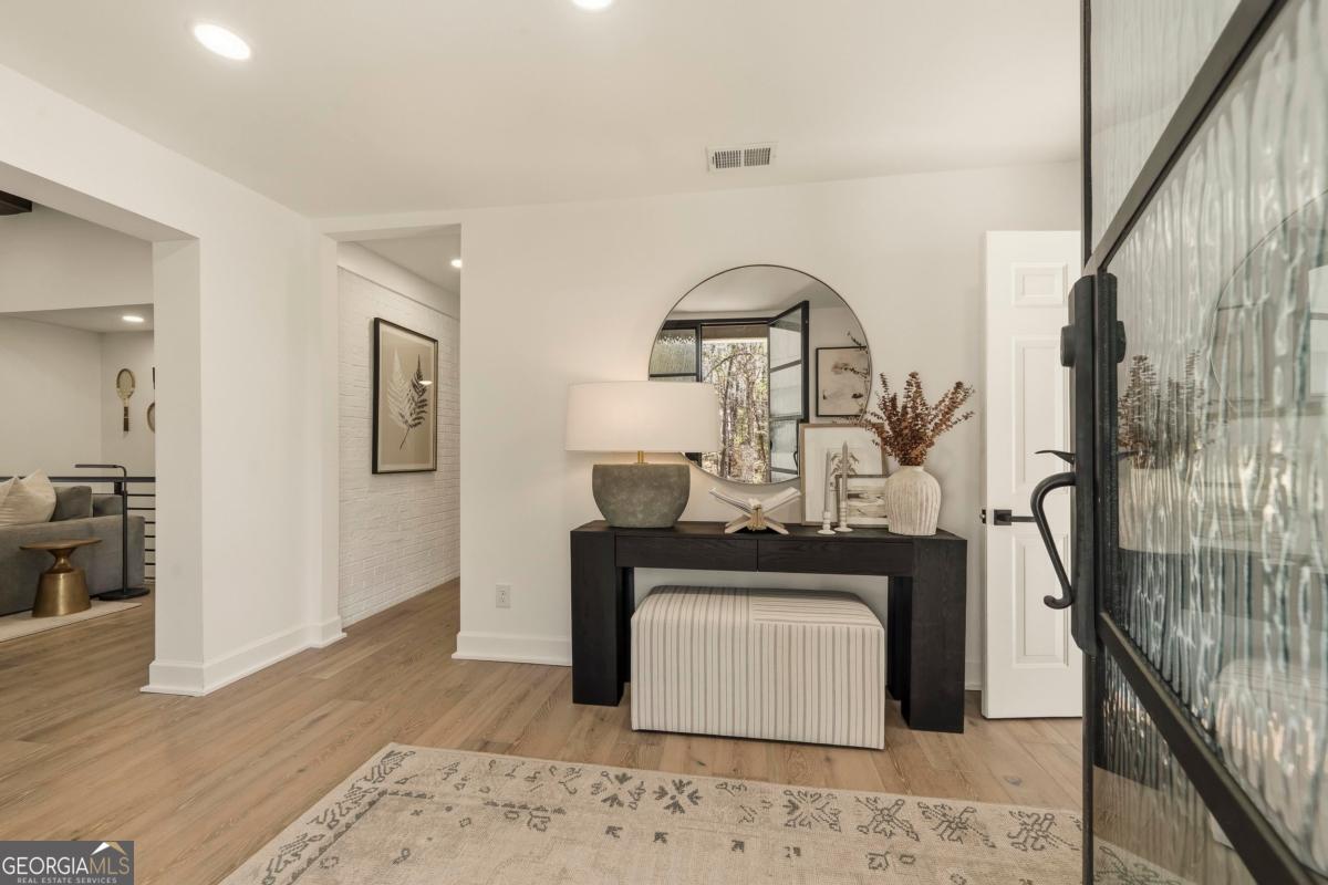 121 Mags Path Eatonton, GA 31024 - Photo 7 of 74 a living room with furniture