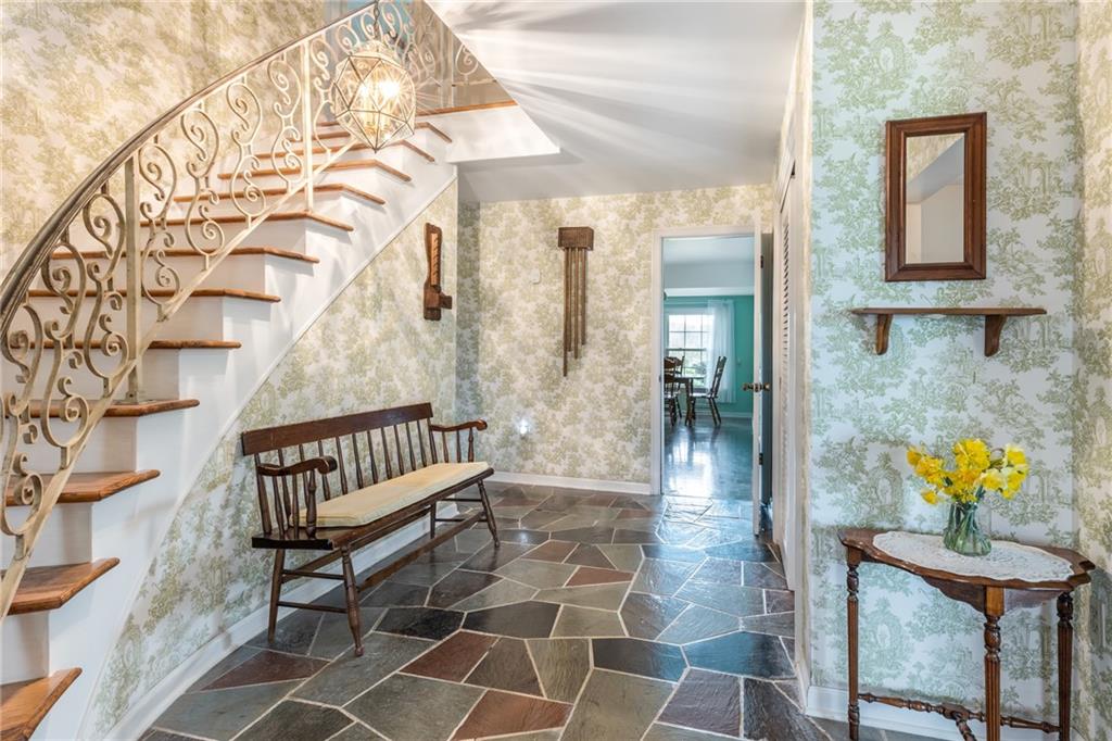 575 Harmony Road New Brighton, PA 15066 - Photo 3 of 25 Gallery Image 3