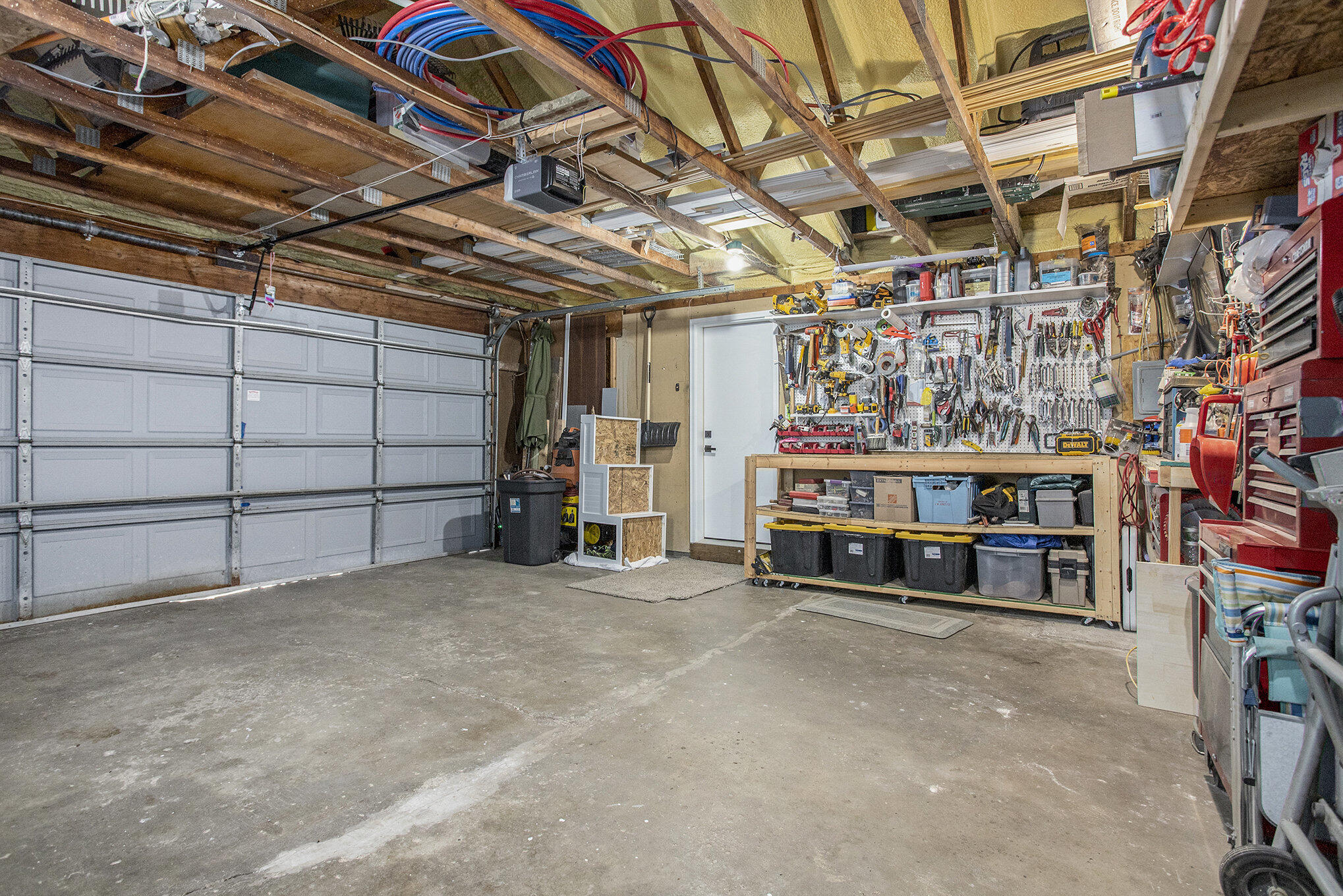 1102 Oliverda Road Sherwood, MI 49089 - Photo 28 of 29 Garage