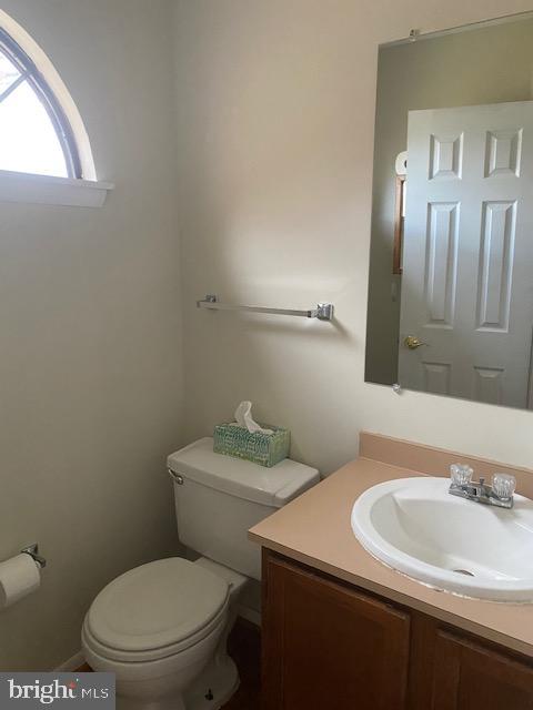 6348 Red Haven Road Columbia, MD 21045 - Photo 6 of 28 Powder Room