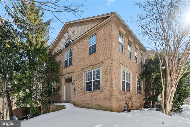 $3,800 | 6254 Taliaferro Way, Alexandria, VA 22315