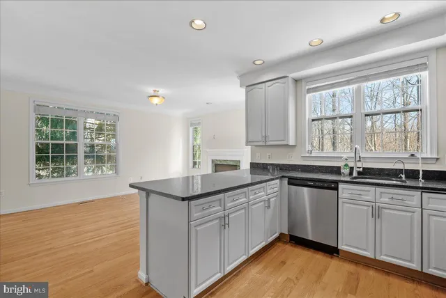 $3,800 | 6254 Taliaferro Way, Alexandria, VA 22315