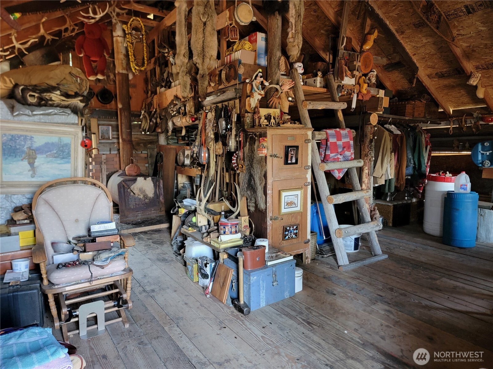 0 Mule Deer Road Republic, WA 99166 - Photo 6 of 23 a view of gym equipment with wooden floor