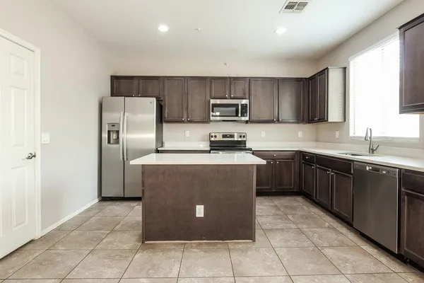 $2,725 | 8889 West Cameron Drive, Peoria, AZ 85345