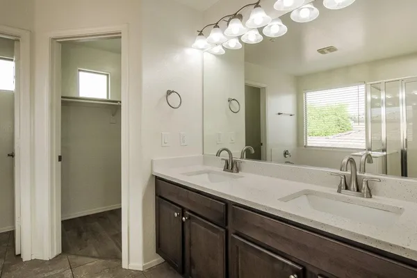 $2,725 | 8889 West Cameron Drive, Peoria, AZ 85345