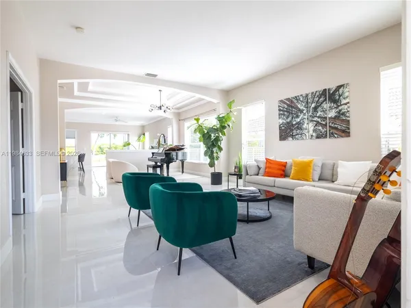 $5,500 | 903 Northwest 167th Avenue, Pembroke Pines, FL 33028