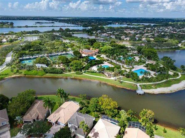 $5,500 | 903 Northwest 167th Avenue, Pembroke Pines, FL 33028