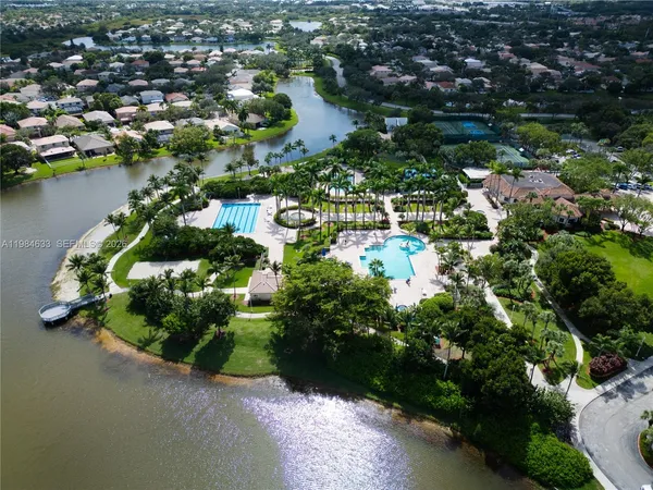 $5,500 | 903 Northwest 167th Avenue, Pembroke Pines, FL 33028