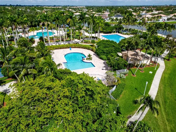 $5,500 | 903 Northwest 167th Avenue, Pembroke Pines, FL 33028