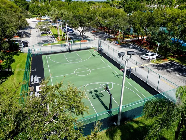 $5,500 | 903 Northwest 167th Avenue, Pembroke Pines, FL 33028