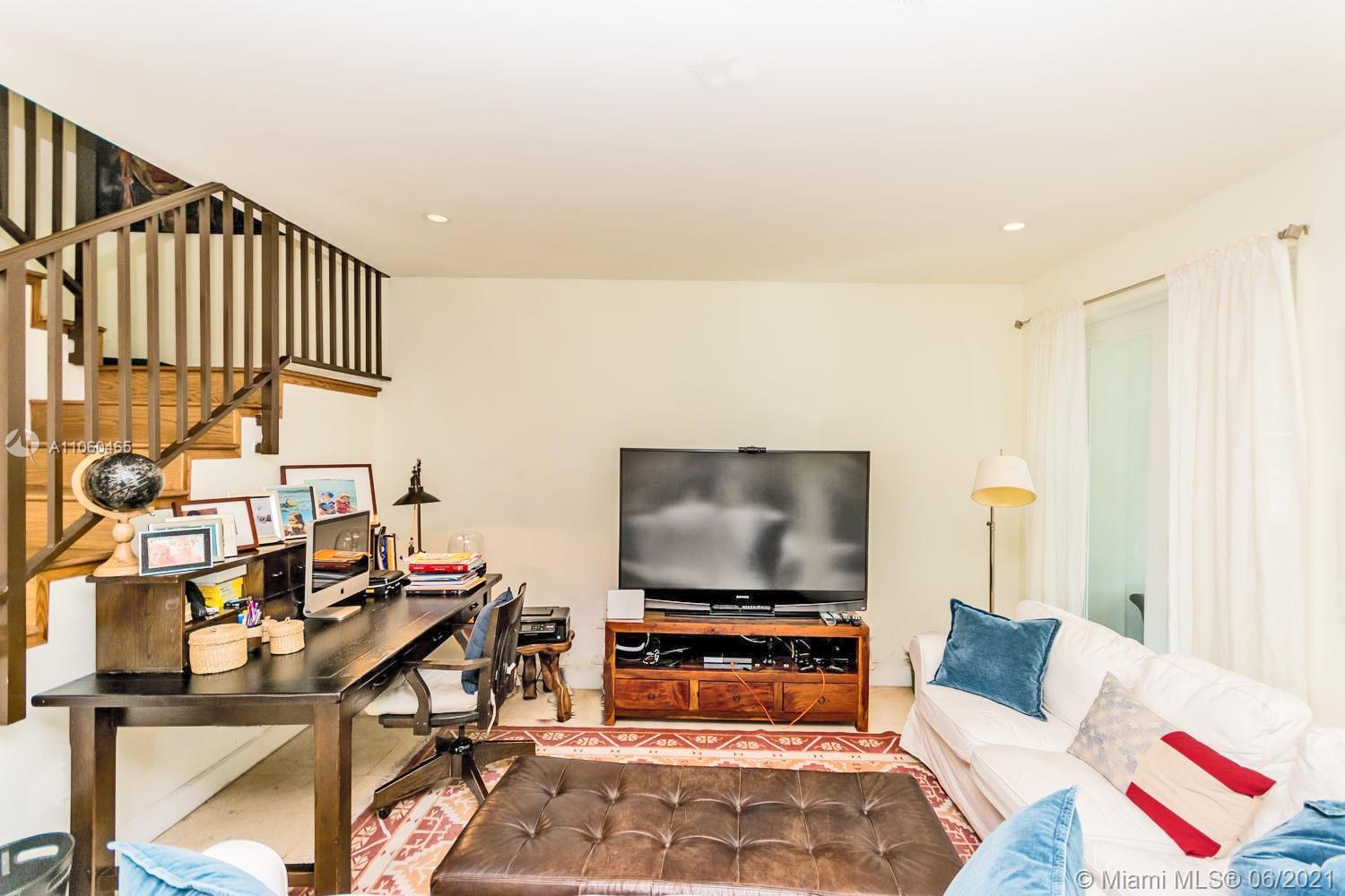 290 Fernwood Road, Unit 2 Key Biscayne, FL 33149 - Photo 6 of 28