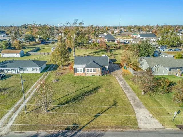 $220,000 | 104 Garden Street, Sulphur, LA 70663