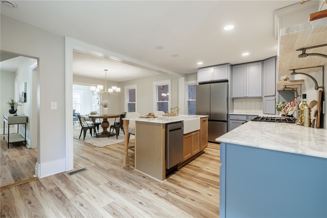 20 Gardiner Park Rochester, NY 14607 - Photo 5 of 44