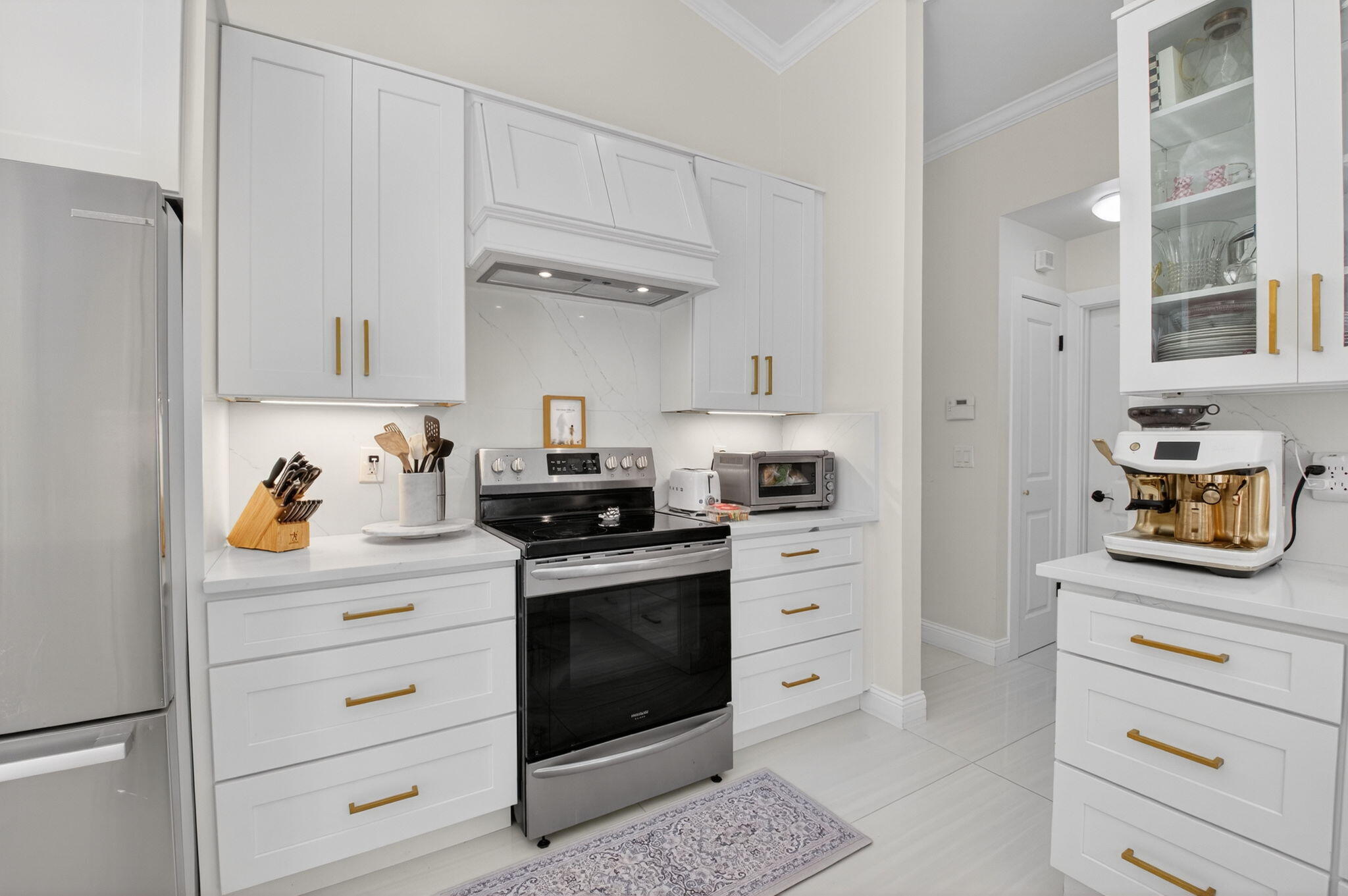 2402 Northwest 30th Street Boca Raton, FL 33431 - Photo 14 of 34 17-web-or-mls-DSC_2761