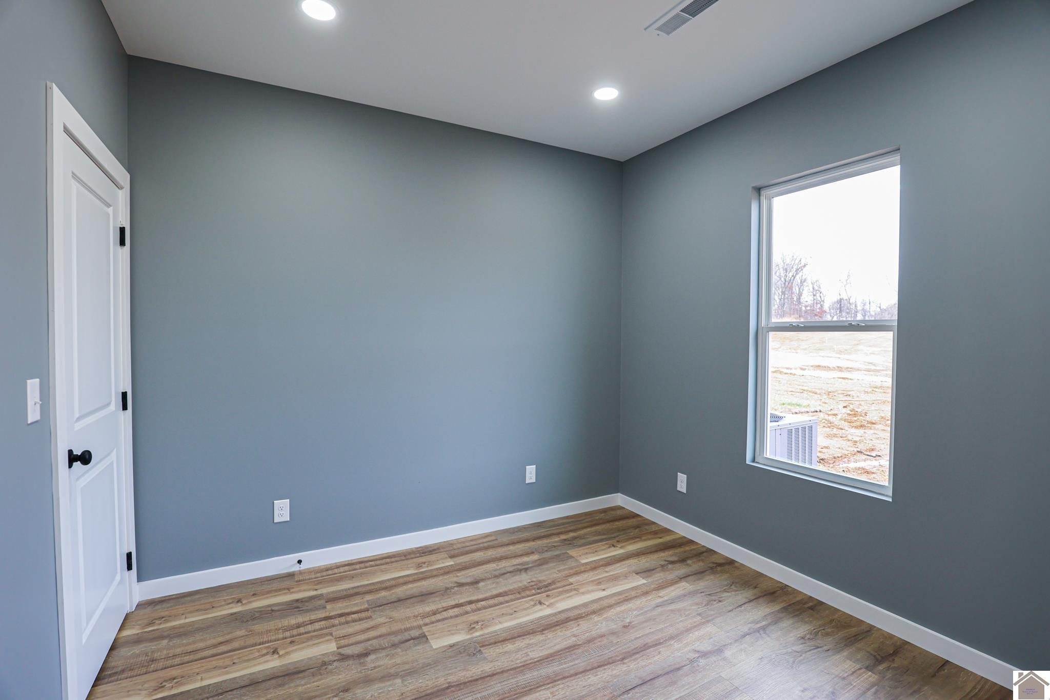 835-837 Elmdale Road Paducah, KY 42003 - Photo 14 of 35 Bedroom